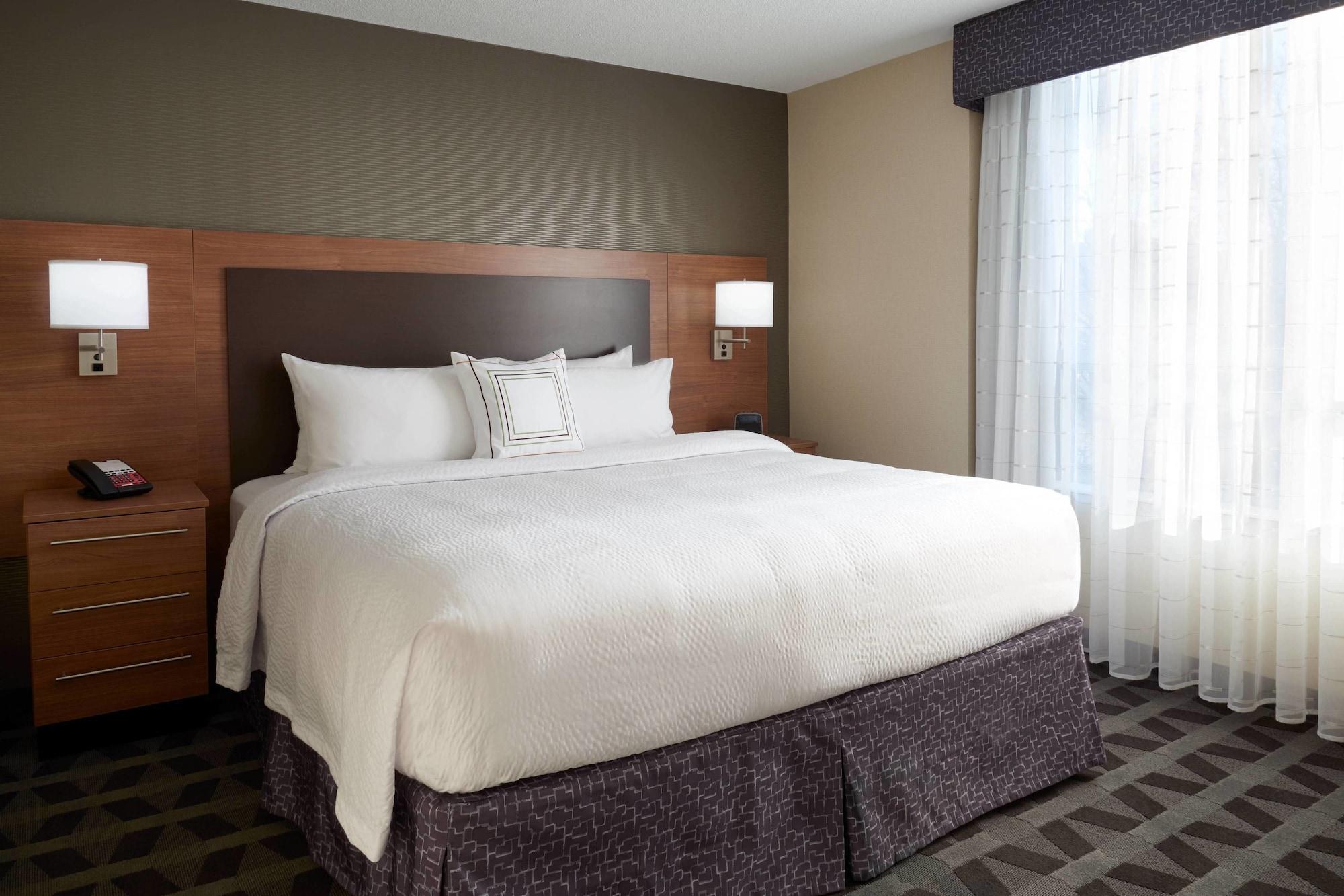 Towneplace Suites By Marriott Windsor Kültér fotó